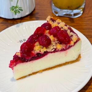 Frambuazlı Dilim Cheesecake