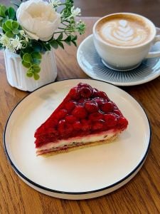 Frambuazlı Böğürtlenli Flan